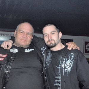 Meet your Posher, Dustin